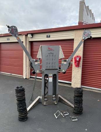 Freemotion cable crossover 300lbs weight stack each side 1