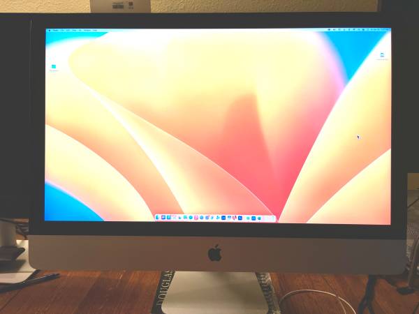 iMac Retina 5k 27-inch 2017 - i7 40 GB RAM Radeon Pro 8 GB video