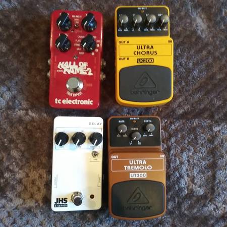 guitar pedals Tremelo, Chorus, Delay, Reverb 1