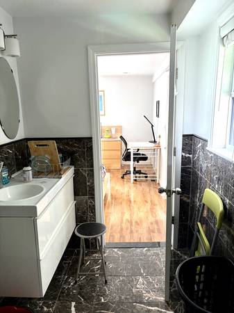 $1,850 / 1br - Charming and furnished studio unit steps from Harvard (Cambridge)63996407629955122