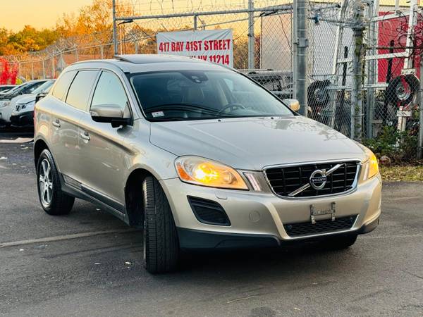 2012 Volvo xc60 AWD T6 - $4,500 (Brooklyn)63654718439939121