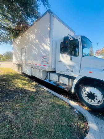 Hino 268 Box Truck 1
