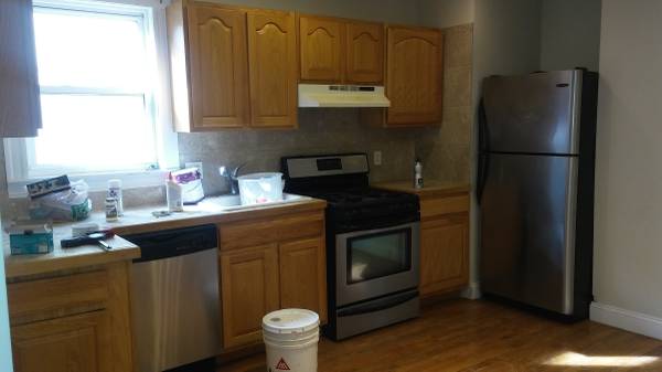 $3,200 / 3br - 1100ft2 - !!!Spacious 3 bed apartment close to Shawmut & Ashmont stations!!! (Dorchester)63951007615106121