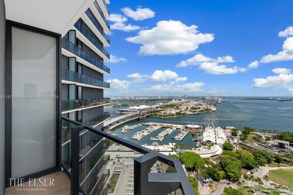 $3,990 / 1br - ↪ 1/1 BISCAYNE: Furnished A New Twist Of Quality  This Stunning 1-Bedroom, 1-B (Biscayne)64049275694849122
