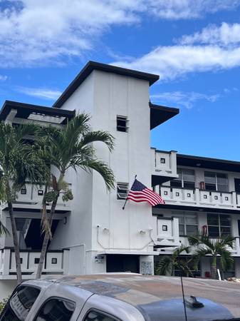 $1,650 / 1br - HOLLYWOOD - LOW SECURITY DEPOSIT - MOVE IN SPECIAL (HOLLYWOOD)64049454199681121