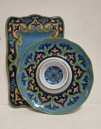 2 pc. Indoor/ Outdoor Set of trays chip and dip + Large Serving tray 1