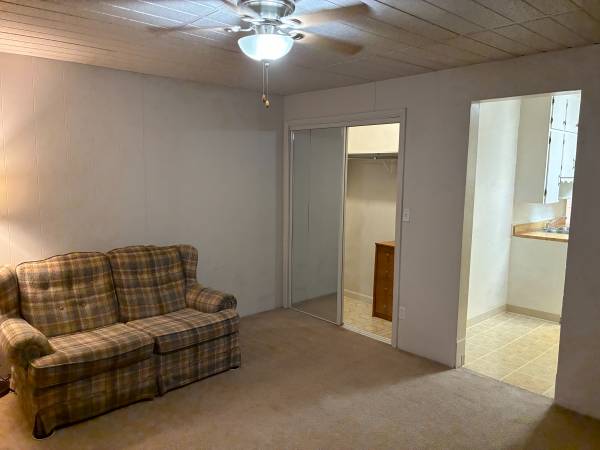 $850 / 1br - 400ft2 - Studio Apartment (Lansing)63620274308993124