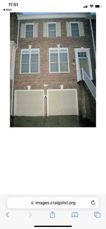 $1,200 / 1br - 700ft2 - Steps to vienna metro across street, Lux room w/own bath,utils incl (Across vienna metro, vienna)64171589196545120