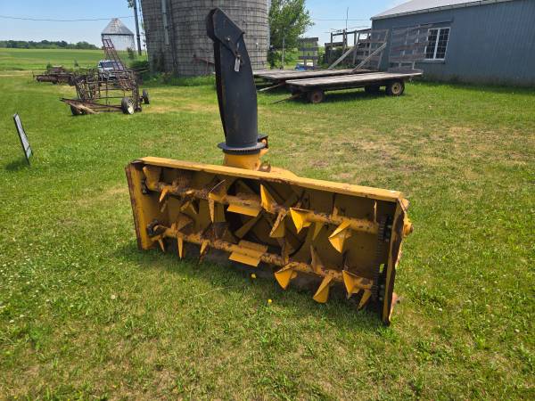 Lorenz MFG 80” Three Point Snow blower 1
