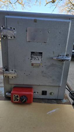 Incubator OVEN Thelco #31477 1