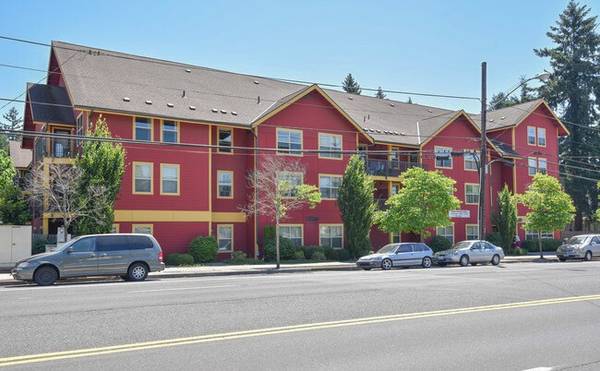 $1,800 / 4br - In Portland, Recycling, 4 bedroom (4620 SE 122nd Ave, Portland, OR)63831466273795121