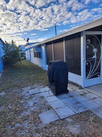 $35,000 / 2br - Very well maintained and nicely furnished 1964 two bed, one bath (Frostproof)64149647486850121