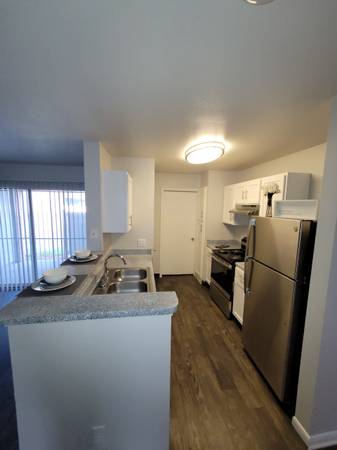 $1,479 / 3br - 1207ft2 - Free Rent @ Bridge Pointe Landing Apts. (Portland)64036539926529122