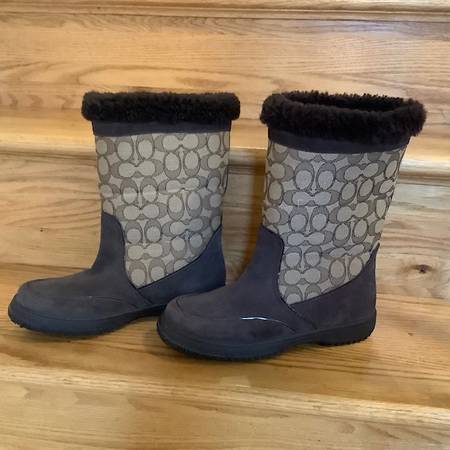 Coach Boots Size 7.5B 1