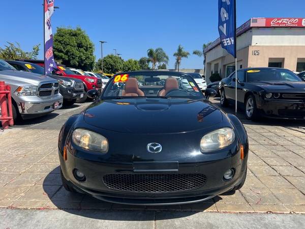 2006 MAZDA MX-5 MIATA GRAND TOURING DESCAPOTABLE 2D - $16,97763440864817411123