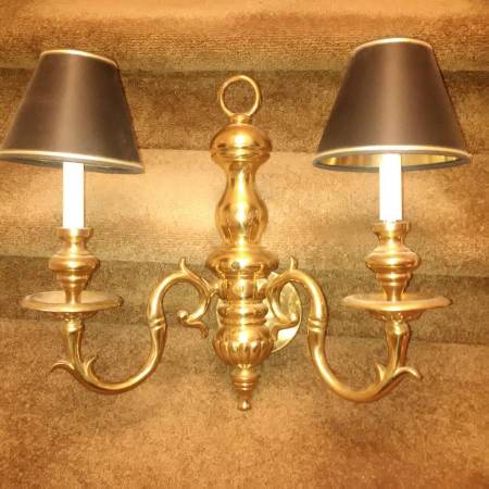 Vintage Solid Brass Wall Sconce 1