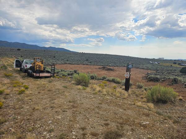 $80,000 2 acres in Taos (Taos)63806092414977120