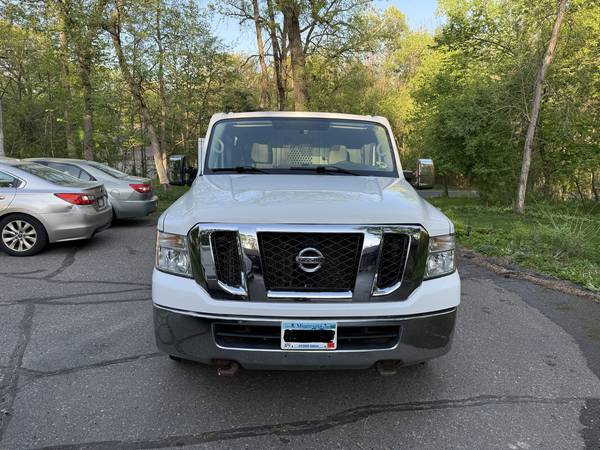 2017 Nissan NV2500 HD SL