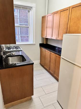 $2,500 / 1br - Allston 1 Bed/1 Bath | Commonwealth Ave (Allston)64316503283714120