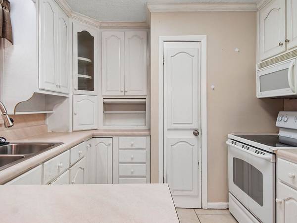 $1980.00 / 3br - 1681ft2 - Spacious 3BR/2BA Home in Panama63813013437827122