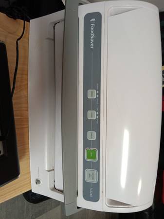 Food saver vacuum machine, lamp, with phone charging pad and more 1