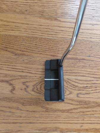 ODYSSEY DOUBLE WIDE BLADE PUTTER 1
