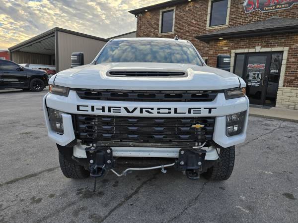 2023 Chevrolet Silverado 2500 6.6L - Photo 2