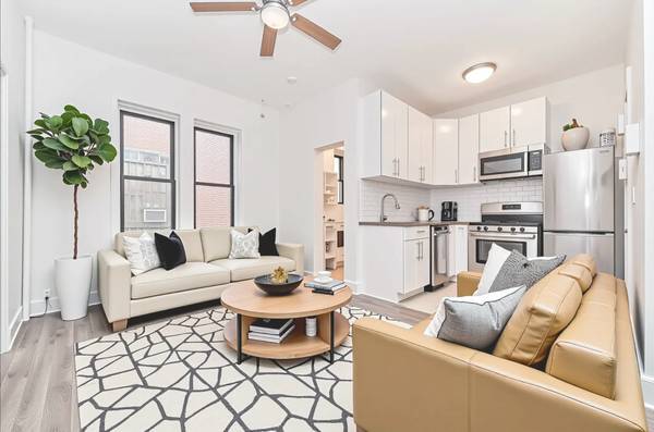 $2,970 / 1br - NO FEE Renovated 1 Bedroom Laundry In Building in Prospect Heights! (Prospect Heights)63689717699713120