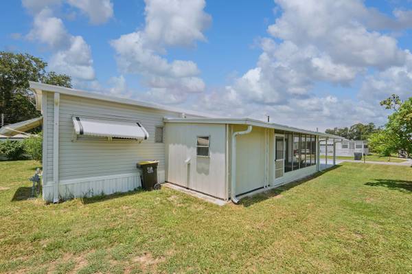 $92,000 / 2br - 720ft2 - TURNKEY 55+ HOME - Fully Furnished w/ W/D - Priced for Quick Sale! (Skyview Estates)64149649731585123