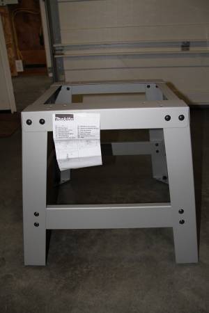 Makita Table Saw / Tool Stand 193920-6. NEW 1