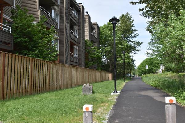 $1,699 / 1br - 663ft2 - On Bus Line, Patio or Balcony, New in-unit washer and dryer (West Seattle)63891324605827123