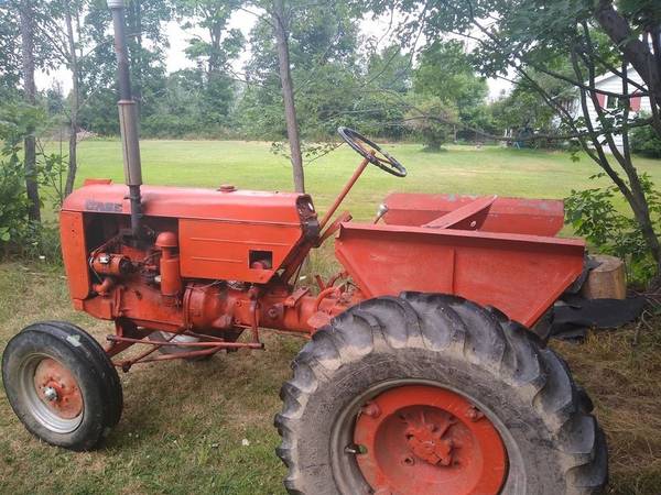 Case VA/VAI tractor with a wide front end 1