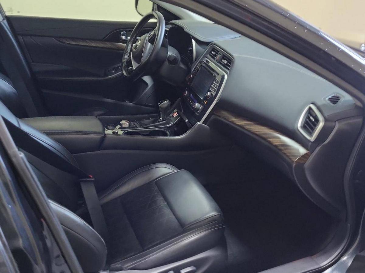2016 Nissan Maxima Platinum