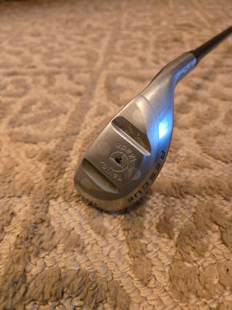 GOLF: TAYLORMADE RESCUE 1