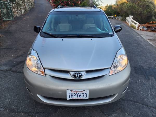 2006 TOYOTA SIENNA LE (CARFAX, SERVICE HISTORY, 164K) RUNS EXCELLENT - $4,500 (SAN DIEGO)63624764273155124