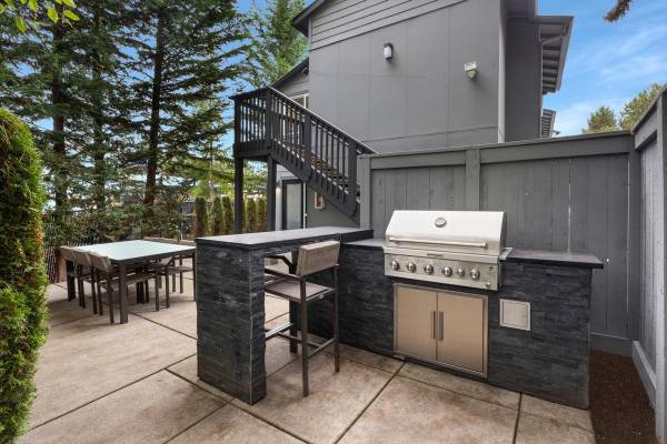 $1.649 / 520 pies² - Cocina y baño renovados, salón para residentes y sala de juegos (6802 Coal Creek Parkway SE Newcastle, WA 98059)63231729769217123