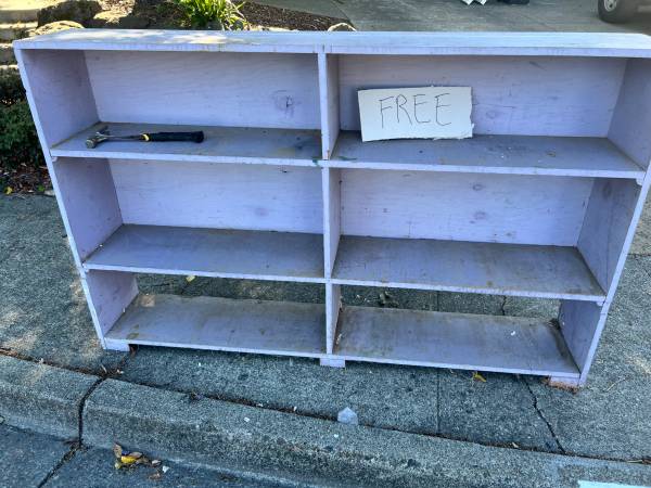 Free shelf 1