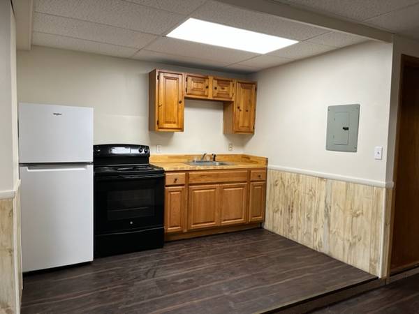 $1,050 / 1br - 1 Bedroom: Wilson Street #3 South Barre - $1050.00 (South Barre)63784640030337123