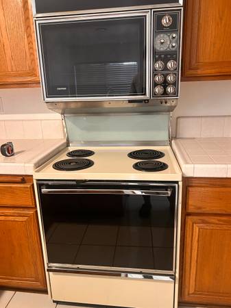 Vintage Tappan All-Electric Double Oven Range — Rare Upper Oven Model 1