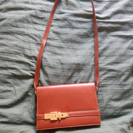 Briefcase style purse 1