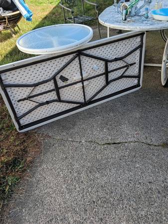 Folding 5 foot table 1