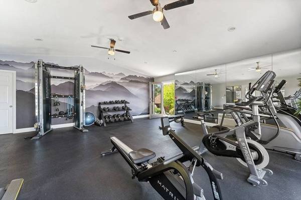 $2,000 / 2br - 850ft2 - 2 Br- ONE MONTH FREE WITH A 12-15 MONTH LEASE TERM! (2660 Alpine Boulevard, Alpine, CA)63865592471297121