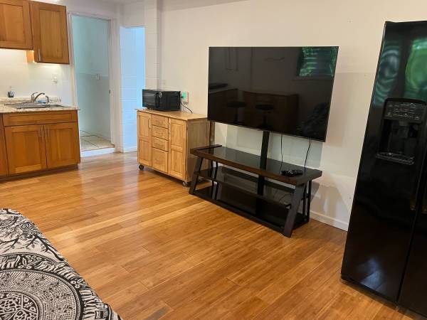 $2,200 / 1br - 1 br 1 ba house apartment (Lihue)63939788933379121
