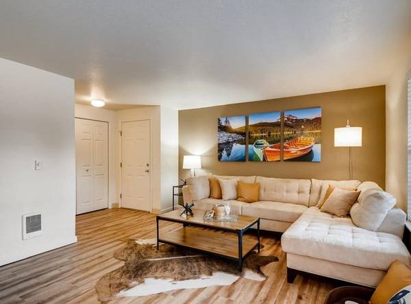 Large Three Bedroom On The Ground Floor Available Now! $750 OFF! 1