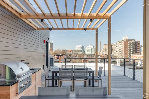 Estudio en Mission Hill de $2,800 | Ático + Sala de fitness | Línea Naranja (Mission Hill)63620449229953123