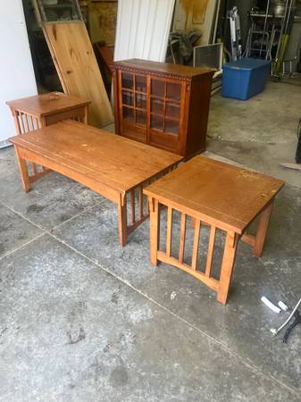 Coffee table  and end tables 1