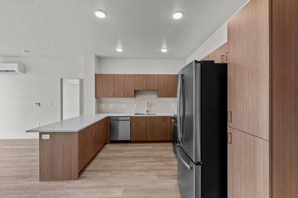 $1,670 / 2br - 852ft2 - Downtown Meridian 2 BR  Bright, Inviting, Walkable  Mov (Downtown Meridian)63794993424771121