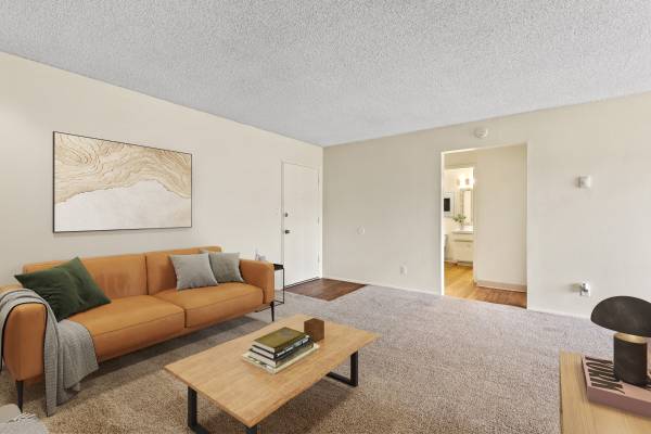 $2,235 / 1br - READY TO MOVE IN TODAY! CALL NOW FOR MORE INFO! (CHULA VISTA)63841344882049124