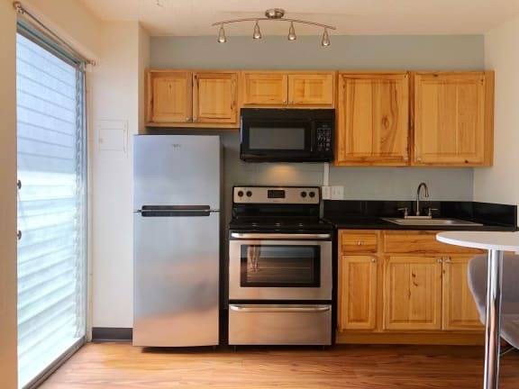$1,535 / 320ft2 - Acceso controlado/Con puertas, listo para cable, estacionamiento limitado semicubierto (Makiki)63686746020739123