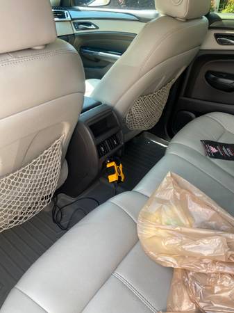 2015 Cadillac SRX - $9,50063617474315393122